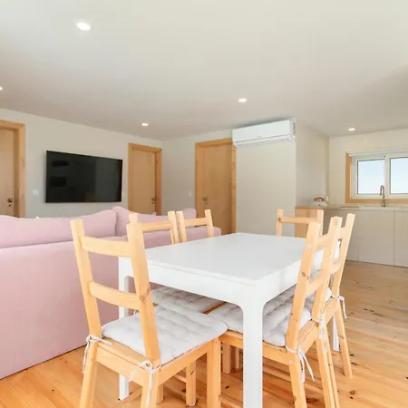 Dom wakacyjny Host Wise - Spacious Comfortable House Pool *