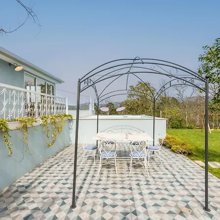 Hébergement de vacances Host Wise - Spacious Comfortable House Pool