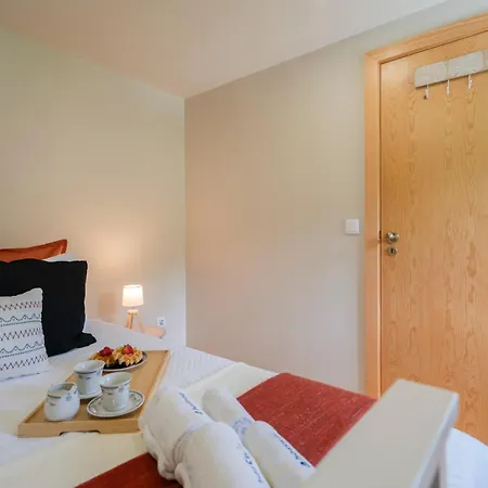 Host Wise - Spacious Comfortable House Pool *