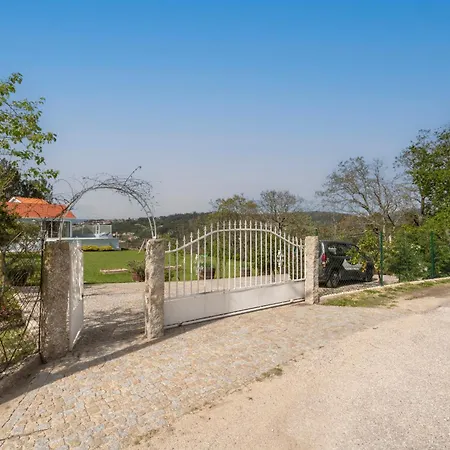 Dom wakacyjny Host Wise - Spacious Comfortable House Pool